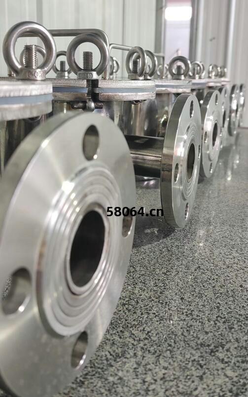 管道歐(ou)式(shi)磁棒除(chu)鐵器展示